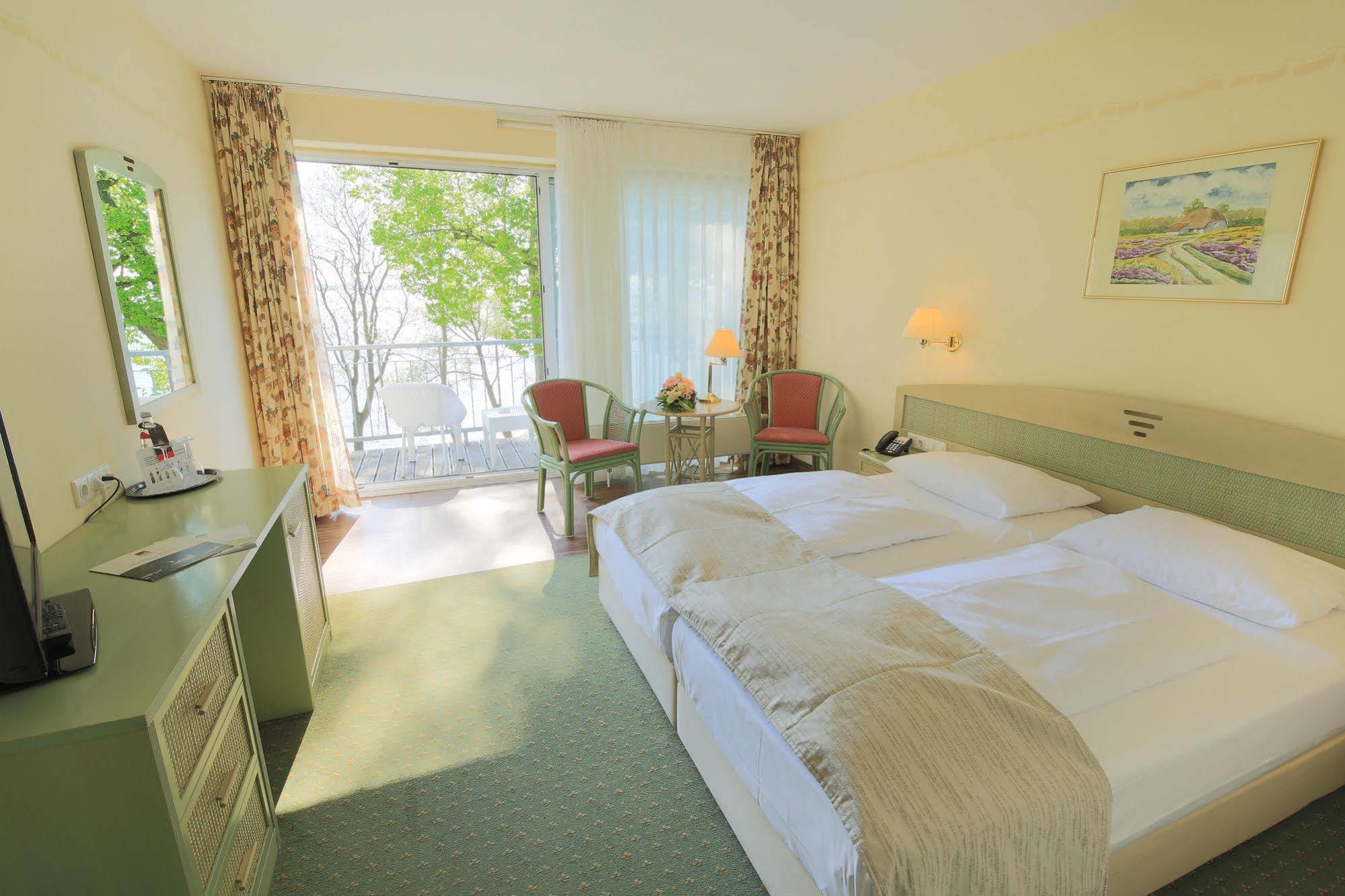 Seehotel Schloss Klink Esterno foto