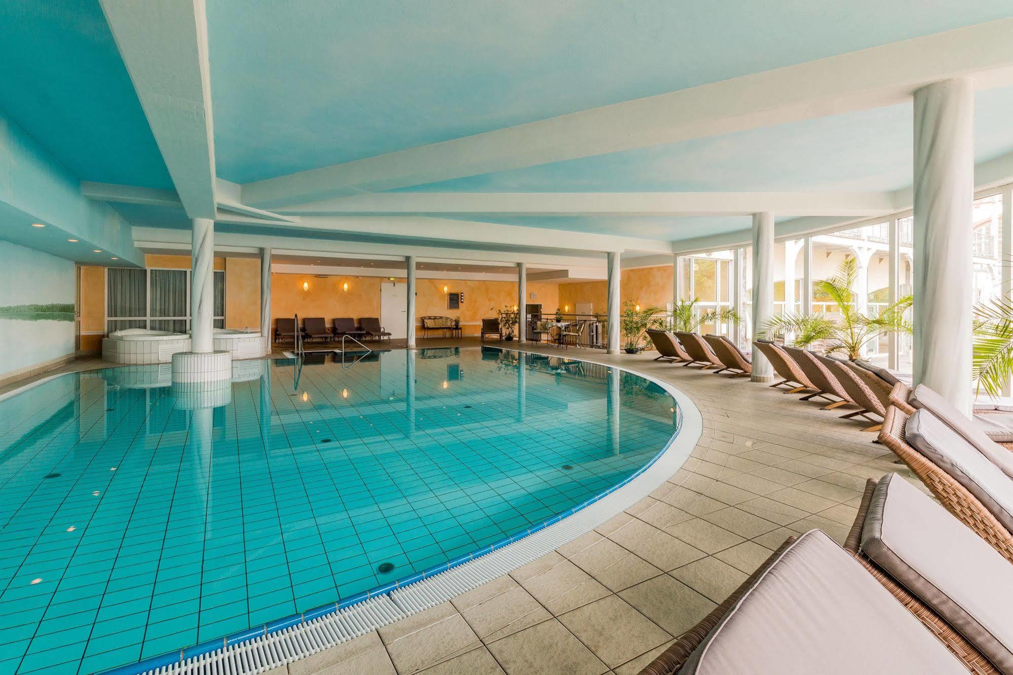 Seehotel Schloss Klink Esterno foto