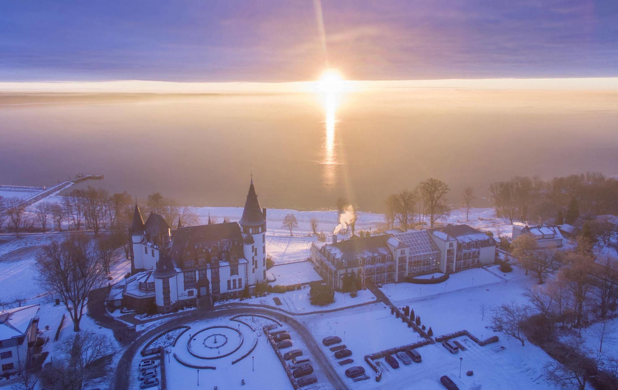 Seehotel Schloss Klink Esterno foto